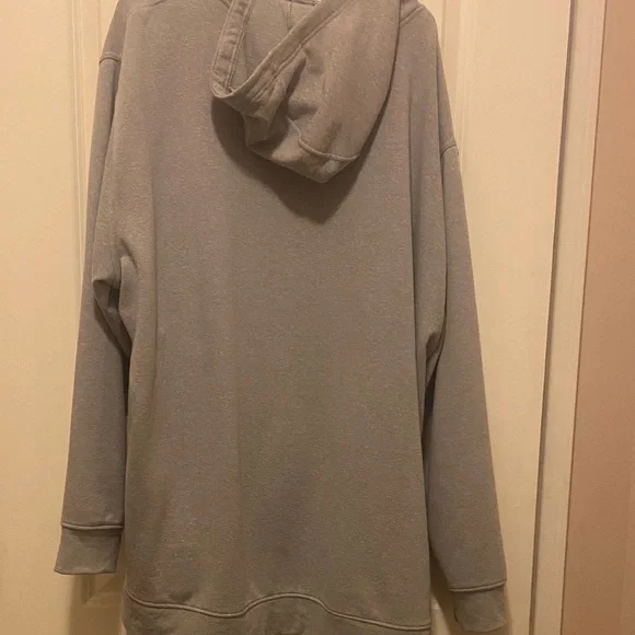 Patagonia Men's Light Gray Hoodie - Picture 3 of 3